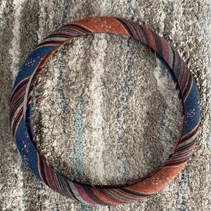 Steering wheel cover